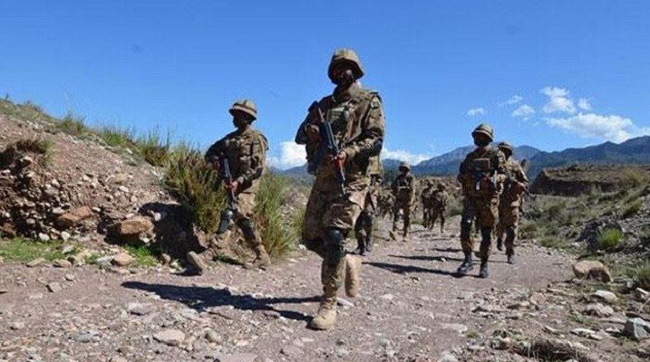 گھر میں لگی آگ کو خود ہی بجھانا ہو گا