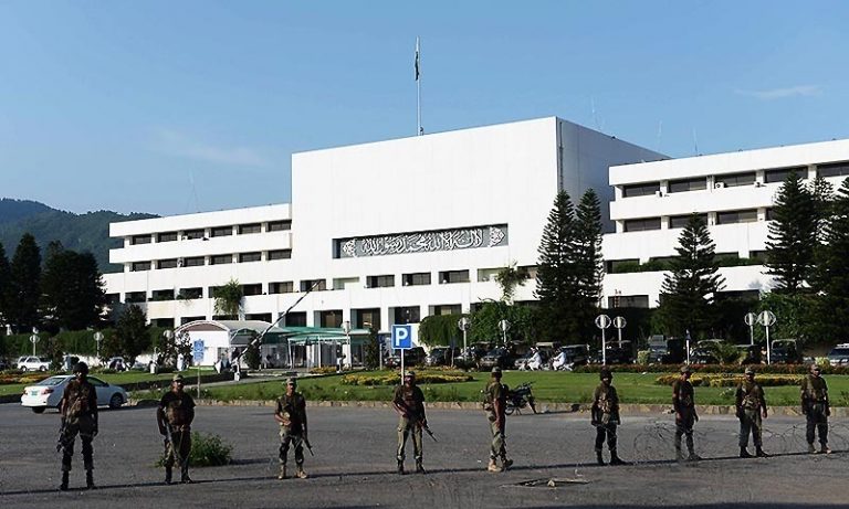 کمزور حکمت عملی غیر مستحکم جمہوریت کا سبب