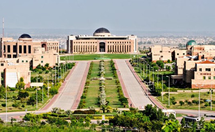 اکیڈمک فریڈم، تنقیدی سوچ اوراظہاررائے کی آزادی