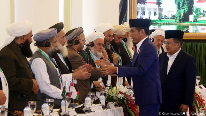 پاک افغان مذہبی سفارتکاری