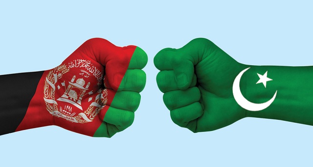 پاک افغان تعلقات، سُلگتا ہوا ماضی