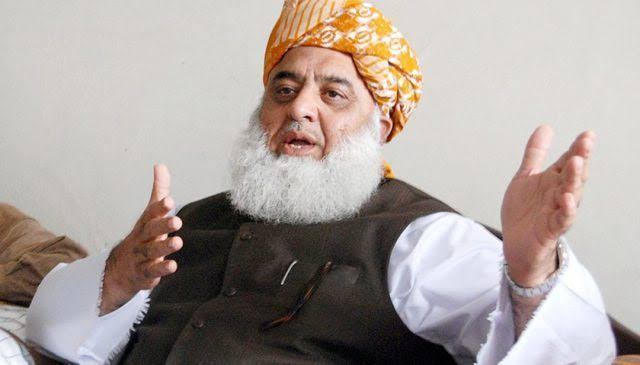 کیا مولانا کو روکا جاسکتا ہے؟