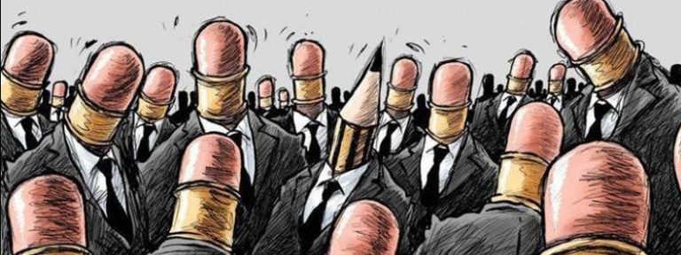 فقیہ یا دانشور؟